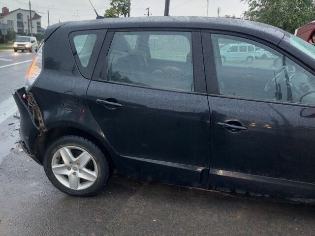 Черный Рено Сценик, объемом двигателя 1.5 л и пробегом 255 тыс. км за 3799 $, фото 3 на Automoto.ua