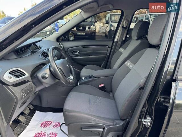 Черный Рено Сценик, объемом двигателя 1.46 л и пробегом 184 тыс. км за 8900 $, фото 13 на Automoto.ua