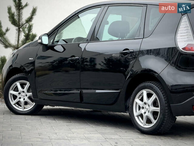 Черный Рено Сценик, объемом двигателя 1.6 л и пробегом 225 тыс. км за 9900 $, фото 30 на Automoto.ua