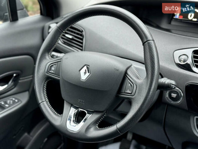 Черный Рено Сценик, объемом двигателя 1.6 л и пробегом 225 тыс. км за 9900 $, фото 61 на Automoto.ua