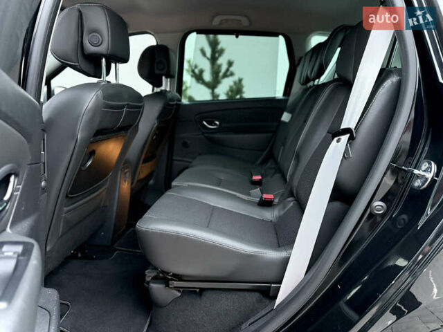 Черный Рено Сценик, объемом двигателя 1.6 л и пробегом 225 тыс. км за 9900 $, фото 70 на Automoto.ua