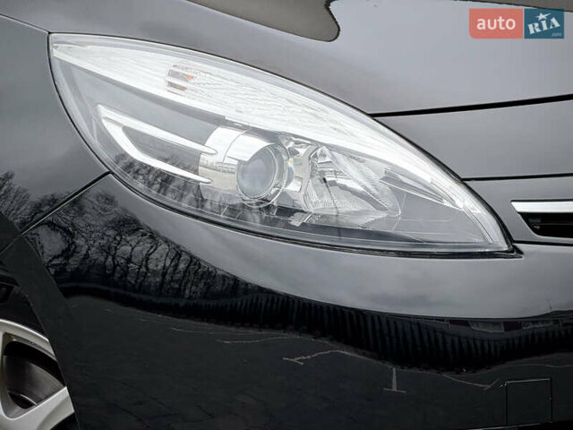 Черный Рено Сценик, объемом двигателя 1.6 л и пробегом 225 тыс. км за 9900 $, фото 25 на Automoto.ua