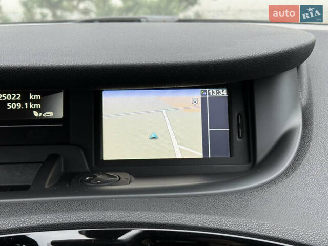 Черный Рено Сценик, объемом двигателя 1.6 л и пробегом 225 тыс. км за 9900 $, фото 103 на Automoto.ua