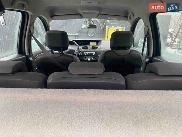 Чорний Рено Сценік, об'ємом двигуна 1.46 л та пробігом 253 тис. км за 6000 $, фото 6 на Automoto.ua