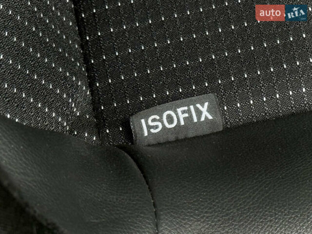 Черный Рено Сценик, объемом двигателя 1.6 л и пробегом 225 тыс. км за 9900 $, фото 80 на Automoto.ua