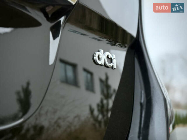 Черный Рено Сценик, объемом двигателя 1.6 л и пробегом 225 тыс. км за 9900 $, фото 44 на Automoto.ua