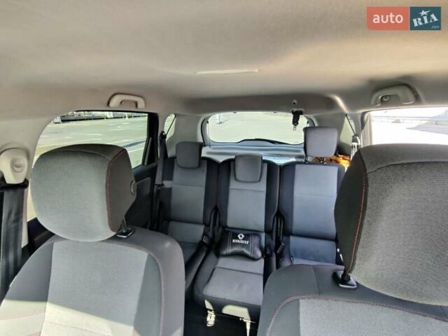 Чорний Рено Сценік, об'ємом двигуна 1.46 л та пробігом 248 тис. км за 7850 $, фото 12 на Automoto.ua