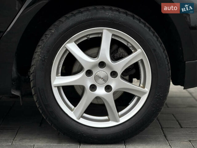 Черный Рено Сценик, объемом двигателя 1.6 л и пробегом 225 тыс. км за 9900 $, фото 53 на Automoto.ua