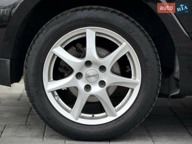 Черный Рено Сценик, объемом двигателя 1.6 л и пробегом 225 тыс. км за 9900 $, фото 54 на Automoto.ua