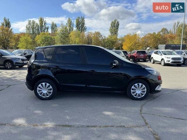 Черный Рено Сценик, объемом двигателя 1.5 л и пробегом 182 тыс. км за 8100 $, фото 2 на Automoto.ua