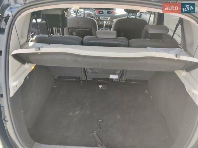 Чорний Рено Сценік, об'ємом двигуна 1.46 л та пробігом 248 тис. км за 7850 $, фото 20 на Automoto.ua