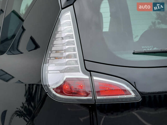Черный Рено Сценик, объемом двигателя 1.6 л и пробегом 225 тыс. км за 9900 $, фото 41 на Automoto.ua