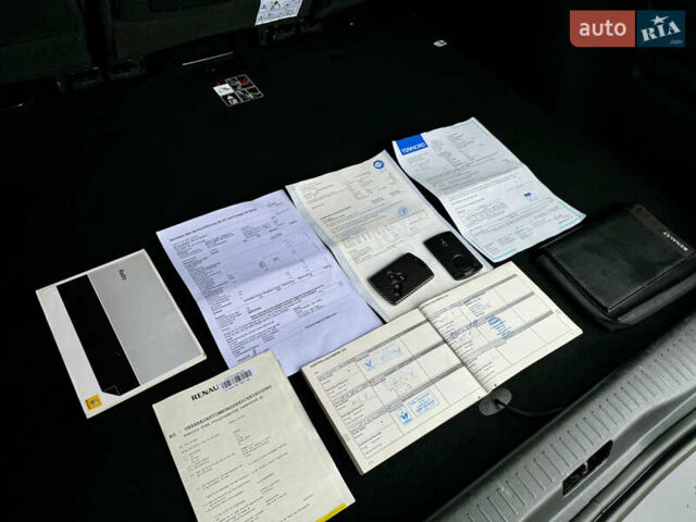 Черный Рено Сценик, объемом двигателя 1.5 л и пробегом 215 тыс. км за 10550 $, фото 126 на Automoto.ua