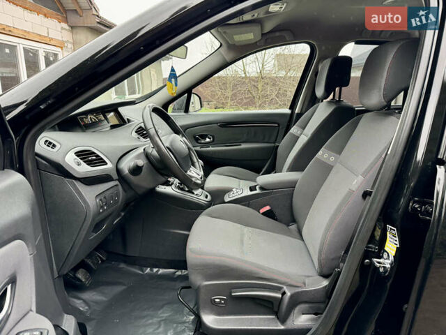 Черный Рено Сценик, объемом двигателя 1.5 л и пробегом 215 тыс. км за 10550 $, фото 62 на Automoto.ua