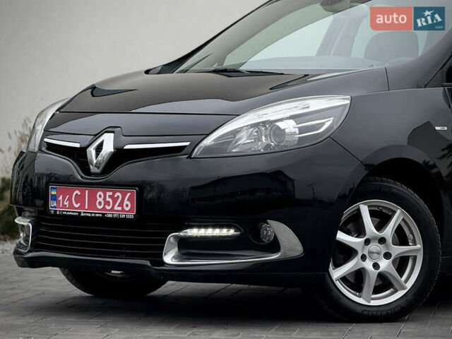 Черный Рено Сценик, объемом двигателя 1.6 л и пробегом 225 тыс. км за 9900 $, фото 11 на Automoto.ua