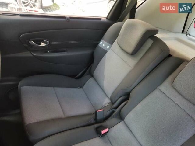 Черный Рено Сценик, объемом двигателя 1.5 л и пробегом 182 тыс. км за 8100 $, фото 52 на Automoto.ua