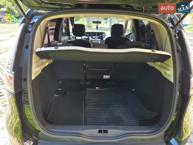 Черный Рено Сценик, объемом двигателя 1.5 л и пробегом 182 тыс. км за 8100 $, фото 49 на Automoto.ua