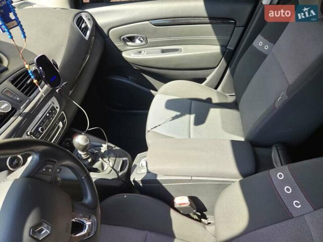 Черный Рено Сценик, объемом двигателя 1.5 л и пробегом 182 тыс. км за 8100 $, фото 46 на Automoto.ua