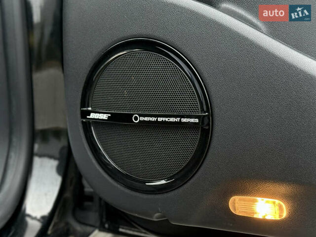 Черный Рено Сценик, объемом двигателя 1.6 л и пробегом 225 тыс. км за 9900 $, фото 88 на Automoto.ua