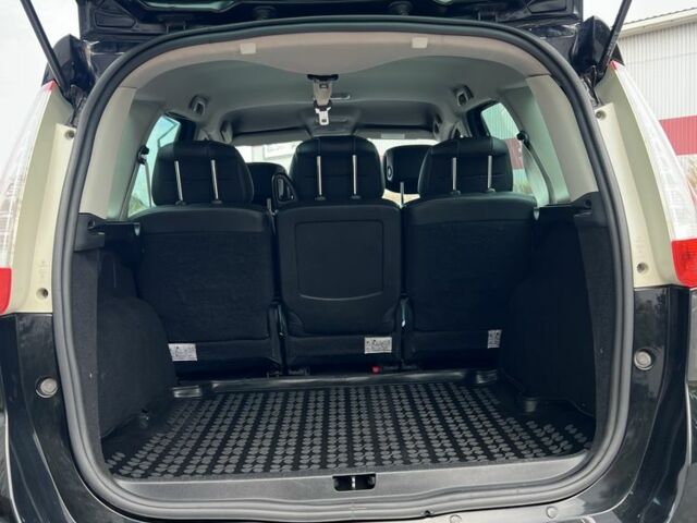 Черный Рено Сценик, объемом двигателя 1.5 л и пробегом 294 тыс. км за 9200 $, фото 5 на Automoto.ua