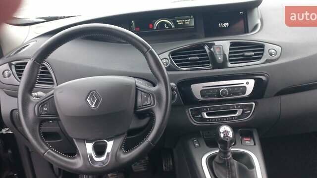 Черный Рено Сценик, объемом двигателя 1.46 л и пробегом 150 тыс. км за 10999 $, фото 42 на Automoto.ua