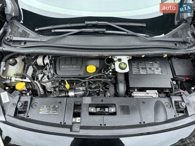 Чорний Рено Сценік, об'ємом двигуна 1.6 л та пробігом 299 тис. км за 8800 $, фото 20 на Automoto.ua