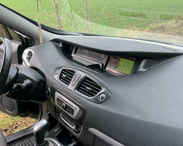 Рено Сценик 2014 в Виннице на Automoto.ua Черный Рено Сценик, объемом двигателя 1.46 л и пробегом 270 тыс. км за 9400 $, фото 15 на Automoto.ua