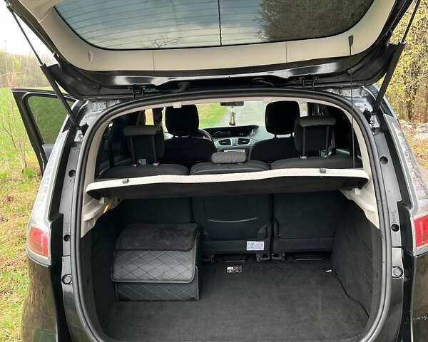 Рено Сценик 2014 в Виннице на Automoto.ua Черный Рено Сценик, объемом двигателя 1.46 л и пробегом 270 тыс. км за 9400 $, фото 12 на Automoto.ua