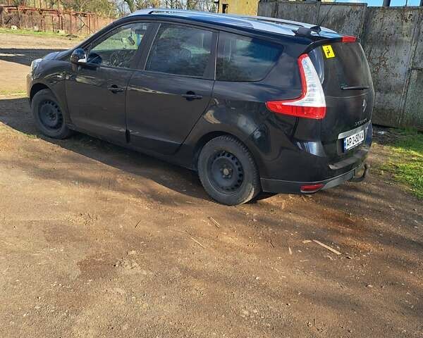 Чорний Рено Сценік, об'ємом двигуна 1.46 л та пробігом 217 тис. км за 9300 $, фото 7 на Automoto.ua