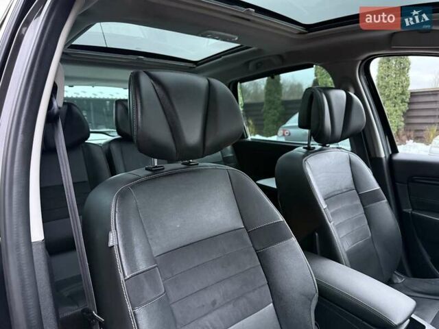 Чорний Рено Сценік, об'ємом двигуна 1.6 л та пробігом 299 тис. км за 8800 $, фото 67 на Automoto.ua