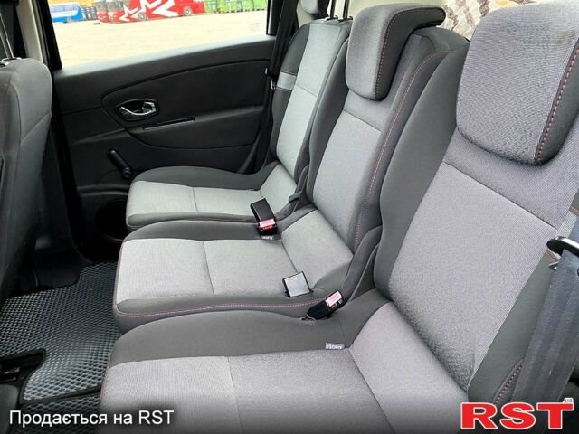 Чорний Рено Сценік, об'ємом двигуна 1.5 л та пробігом 224 тис. км за 9500 $, фото 10 на Automoto.ua