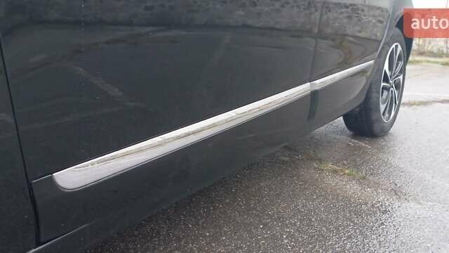 Черный Рено Сценик, объемом двигателя 1.46 л и пробегом 150 тыс. км за 10999 $, фото 47 на Automoto.ua