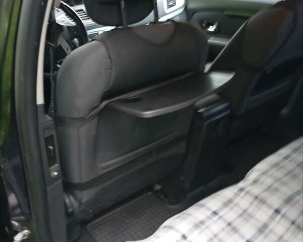Черный Рено Сценик, объемом двигателя 1.46 л и пробегом 279 тыс. км за 8900 $, фото 5 на Automoto.ua