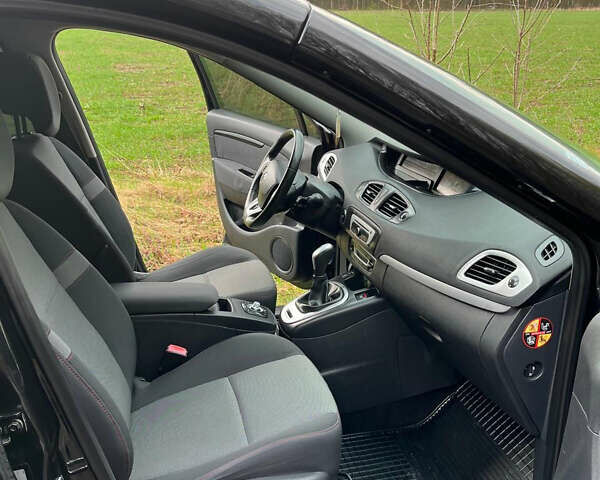 Рено Сценик 2014 в Виннице на Automoto.ua Черный Рено Сценик, объемом двигателя 1.46 л и пробегом 270 тыс. км за 9400 $, фото 14 на Automoto.ua