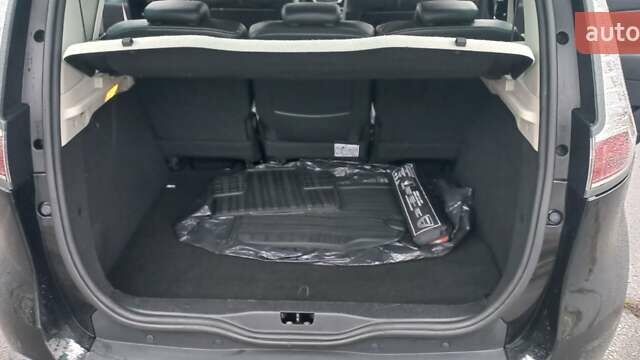 Черный Рено Сценик, объемом двигателя 1.46 л и пробегом 150 тыс. км за 10999 $, фото 43 на Automoto.ua