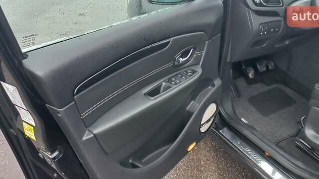 Черный Рено Сценик, объемом двигателя 1.46 л и пробегом 150 тыс. км за 10999 $, фото 23 на Automoto.ua