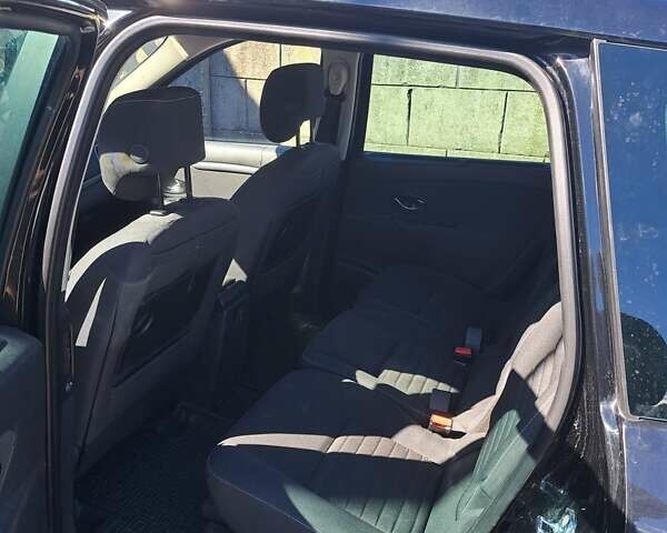 Чорний Рено Сценік, об'ємом двигуна 1.46 л та пробігом 217 тис. км за 9300 $, фото 3 на Automoto.ua