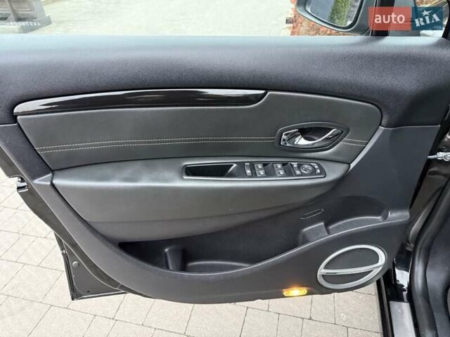 Чорний Рено Сценік, об'ємом двигуна 1.6 л та пробігом 299 тис. км за 8800 $, фото 27 на Automoto.ua