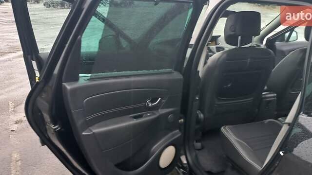 Черный Рено Сценик, объемом двигателя 1.46 л и пробегом 150 тыс. км за 10999 $, фото 36 на Automoto.ua