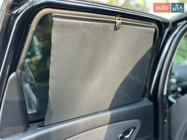 Рено Сценик 2015 в Виннице на Automoto.ua Черный Рено Сценик, объемом двигателя 1.46 л и пробегом 210 тыс. км за 10250 $, фото 65 на Automoto.ua