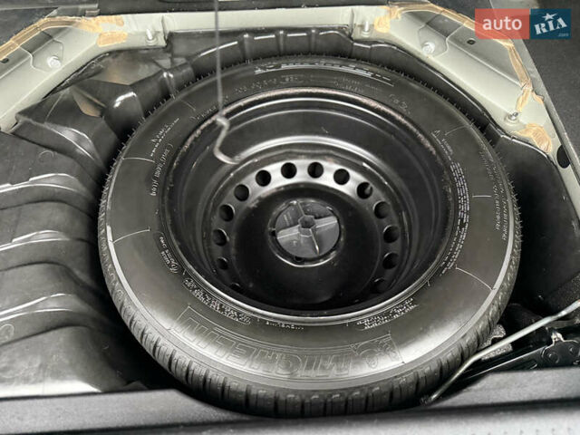 Черный Рено Сценик, объемом двигателя 1.46 л и пробегом 221 тыс. км за 10750 $, фото 27 на Automoto.ua