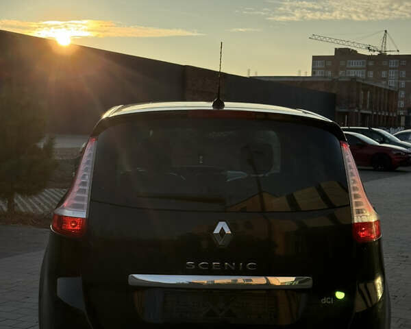 Черный Рено Сценик, объемом двигателя 1.46 л и пробегом 223 тыс. км за 7900 $, фото 9 на Automoto.ua