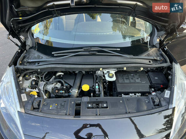 Рено Сценик 2015 в Виннице на Automoto.ua Черный Рено Сценик, объемом двигателя 1.46 л и пробегом 210 тыс. км за 10250 $, фото 34 на Automoto.ua