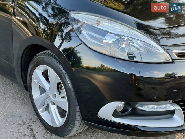 Рено Сценик 2015 в Виннице на Automoto.ua Черный Рено Сценик, объемом двигателя 1.46 л и пробегом 210 тыс. км за 10250 $, фото 18 на Automoto.ua