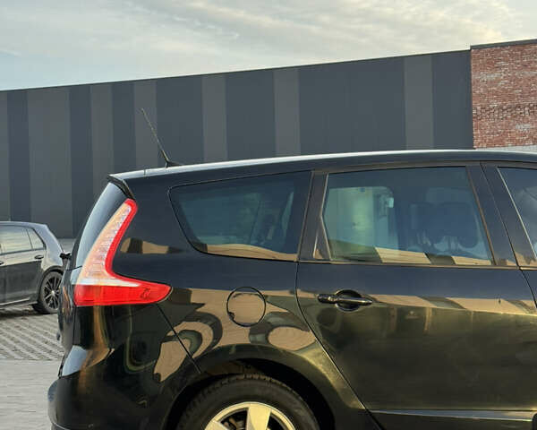 Черный Рено Сценик, объемом двигателя 1.46 л и пробегом 223 тыс. км за 7900 $, фото 14 на Automoto.ua