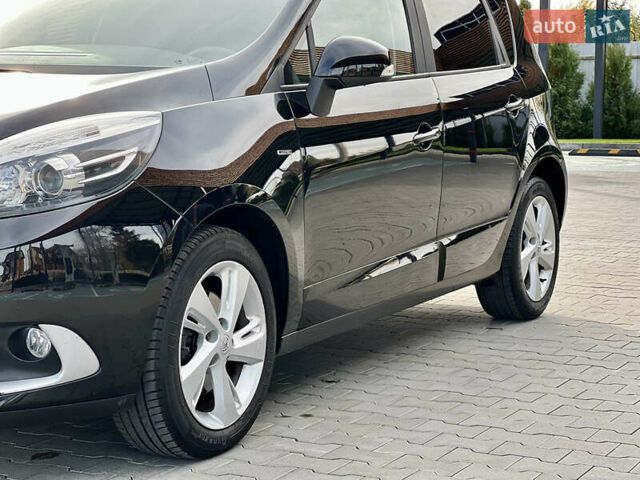 Чорний Рено Сценік, об'ємом двигуна 1.5 л та пробігом 210 тис. км за 10399 $, фото 16 на Automoto.ua