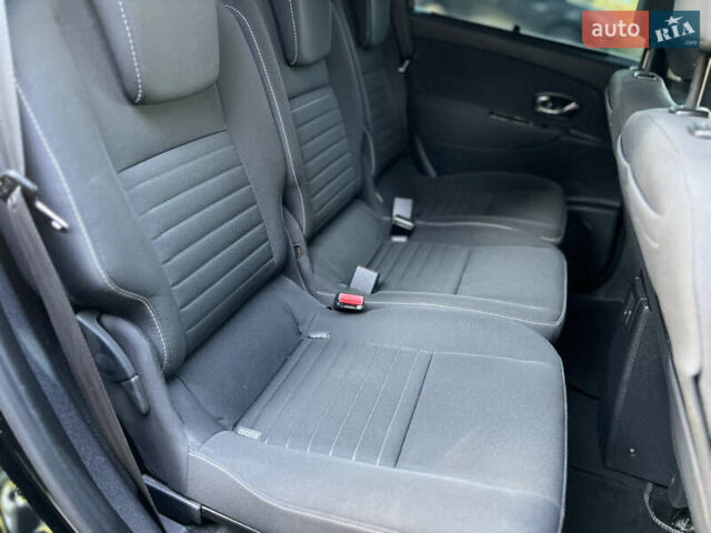 Рено Сценик 2015 в Виннице на Automoto.ua Черный Рено Сценик, объемом двигателя 1.46 л и пробегом 210 тыс. км за 10250 $, фото 59 на Automoto.ua