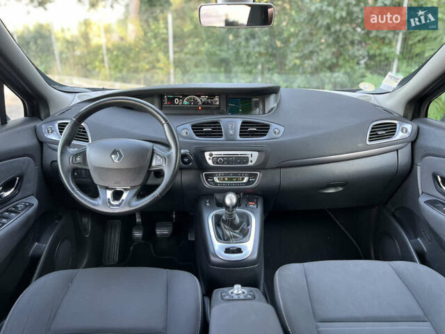 Рено Сценик 2015 в Виннице на Automoto.ua Черный Рено Сценик, объемом двигателя 1.46 л и пробегом 210 тыс. км за 10250 $, фото 67 на Automoto.ua