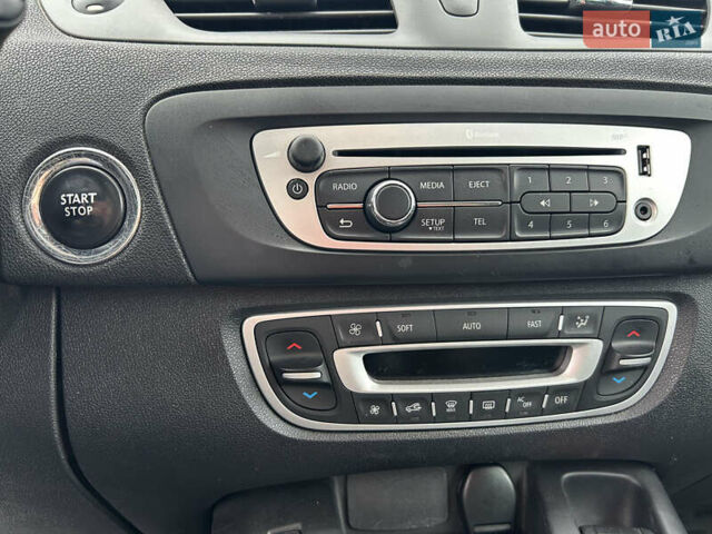 Черный Рено Сценик, объемом двигателя 1.46 л и пробегом 140 тыс. км за 9499 $, фото 21 на Automoto.ua