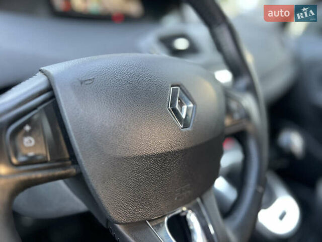 Рено Сценик 2015 в Виннице на Automoto.ua Черный Рено Сценик, объемом двигателя 1.46 л и пробегом 210 тыс. км за 10250 $, фото 75 на Automoto.ua